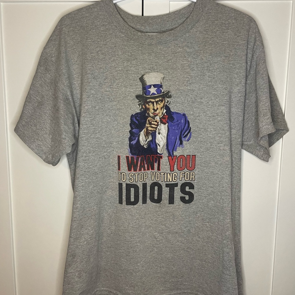 imogene + willie Gray Graphic Tee